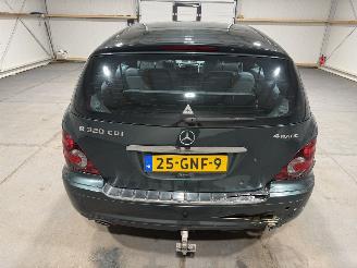Mercedes R-klasse 320CDI 165kW 4-Matic 7 Persoons picture 32