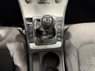 Volkswagen Passat 1.6TDI 77kW Executive Edition picture 24