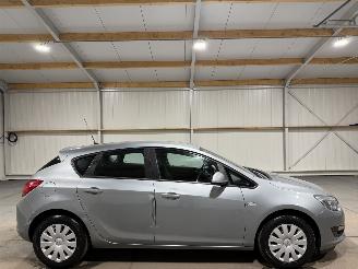 škoda osobní automobily Opel Astra 1.4 74kW Edition 2015/4