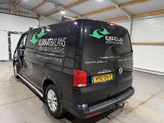 Volkswagen Transporter 2.0TDI 81kW L2 picture 12