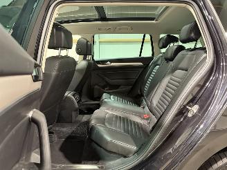 Volkswagen Passat GTE 1.4TSI 115kW HighLine Leder Panoramadak picture 15