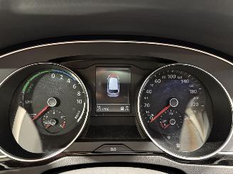 Volkswagen Passat GTE 1.4TSI 115kW HighLine Leder Panoramadak picture 21