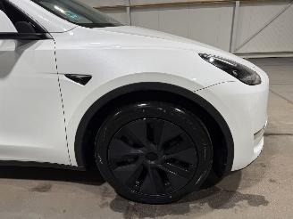 Tesla Model Y 75kWh Long Range 258kW AWD picture 16