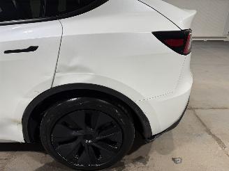 Tesla Model Y 75kWh Long Range 258kW AWD picture 32