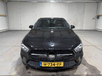 Mercedes A-klasse 200 120kW Automaat Business Solution AMG Upgrade picture 4