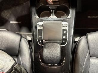 Mercedes A-klasse 200 120kW Automaat Business Solution AMG Upgrade picture 37