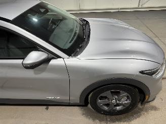 Ford Mustang Mach-e 75kWh 198kW RWD picture 18