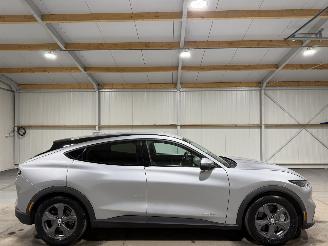  Ford Mustang Mach-e 75kWh 198kW RWD 2021/12