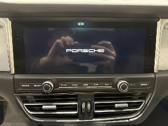 Porsche Macan 2.9 324kW Pano Turbo picture 31