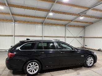 BMW 5-serie 520i 135kW Automaat High Executive picture 5