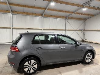 Volkswagen Golf e 36kWh 100kW Automaat picture 5