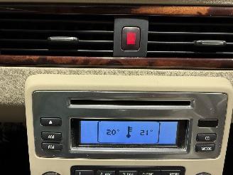 Volvo S-80 2.4D 120kW Automaat Momentum picture 16