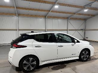 Nissan Leaf 40kWh N-Connecta 110kW Automaat picture 5
