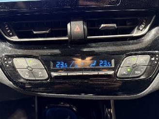 Toyota CH-R 1.8Hybrid 72kW Executive picture 35