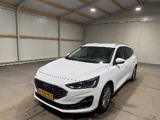 Ford Focus 1.0 EcoBoost 92kW Hybrid Titanium picture 10