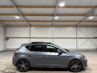krockskadad bil auto Seat Leon 2.0 TSI 221kW Automaat Pano CUPRA 300 2018/8