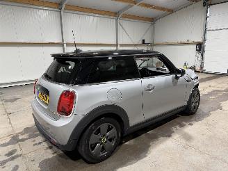 Mini Electric 33kWh 135kW Essential picture 5