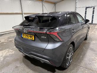 MG MG4 77kWh Extended Range 180kW Trophy picture 6