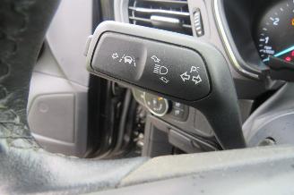 Ford Focus 1.0 92kw euro 6 Eco Boost Titanium Business Camera Navigatie  12-2019 picture 19