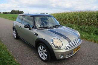 Mini Cooper 1.6  Cooper Pepper 2008  Airco 214.000km nap picture 2