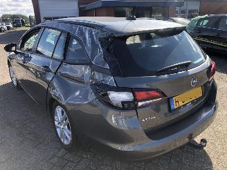 Opel Astra SPORTS TOURER 1.2 BUSINESS EDITION picture 5