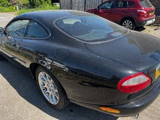 Jaguar Xk-8 v8 coupe picture 6