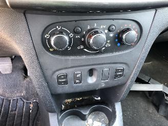 Dacia Logan LOGAN MCV 0.9 TCE 10TH ANNIVERSARY picture 16