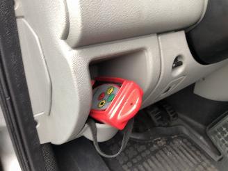 Renault Master Master T35 2.5 dCi oprijwagen picture 12