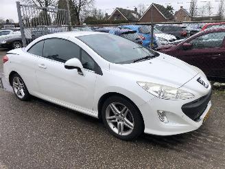 skadebil auto Peugeot 308 308 CC 1.6 THP Noir & Blanc 2010/6