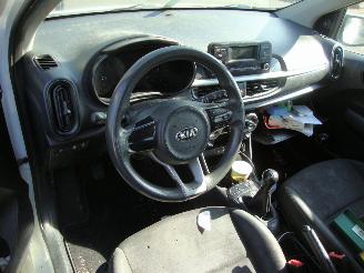Kia Picanto  picture 7