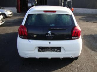 Peugeot 108  picture 5