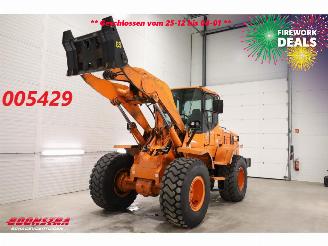   DL250 Wiellader Airco BY 2011 picture 2