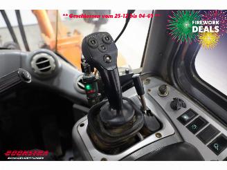   DL250 Wiellader Airco BY 2011 picture 10