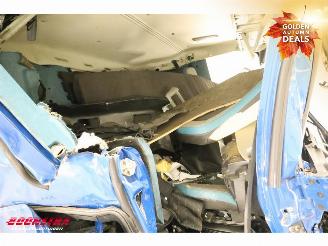 Volvo FM 420 Full Air Autotransport Chassis picture 9