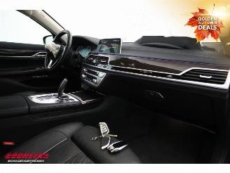 BMW 7-serie 740e iPerformance Massage HUD Memory LRHZ ACC Camera 134.474 km! picture 14