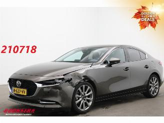 skadebil auto Mazda 3 2.0 e-SkyActiv-X M Hybrid 186 Luxury LED ACC Bose HUD Memory LRHZ 2022/2