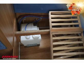 Knaus  Sport 420 Dwarsbed Luifel Middenkeuken BY 2011 picture 20