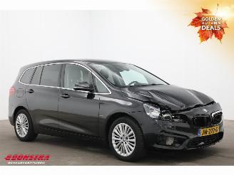 BMW 2-serie Gran Tourer 220i Luxury LED Leder HUD Navi Clima Cruise SHZ picture 2