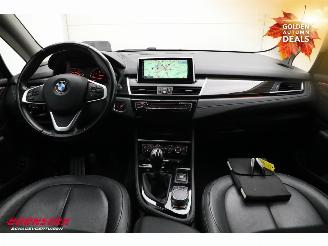 BMW 2-serie Gran Tourer 220i Luxury LED Leder HUD Navi Clima Cruise SHZ picture 14