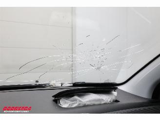 Peugeot 208 1.2 PureTech Allure Navi Clima Cruise Camera PDC AHK 75.263 km! picture 17