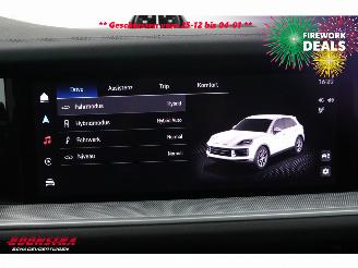 Porsche Cayenne 3.0 E-Hybrid Pano Bose ACC Memory 360° Sport Chrono 3.038 km! picture 32