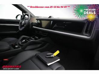 Porsche Cayenne 3.0 E-Hybrid Pano Bose ACC Memory 360° Sport Chrono 3.038 km! picture 13