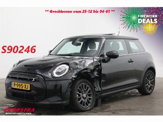 Schadeauto Mini Mini Cooper SE 33 kWh Schuifdak LED Leder Cruise Camera SHZ 2022/6