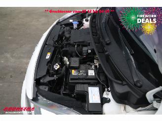 Hyundai I-10 1.0 Comfort Carplay Airco Cruise LMV 17.182KM! Orig NL. picture 9