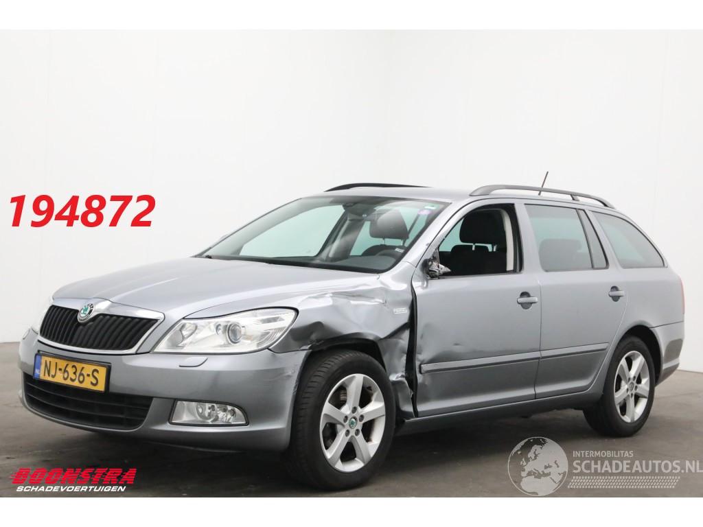 Skoda Octavia Combi 1.4 TSI Navi Xenon Clima Cruise SHZ Gr.t. Amb.