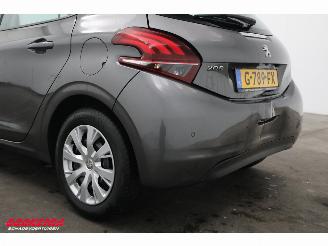 Peugeot 208 1.2 PureT. Signature Navi Camera Carplay Airco Cruise picture 5