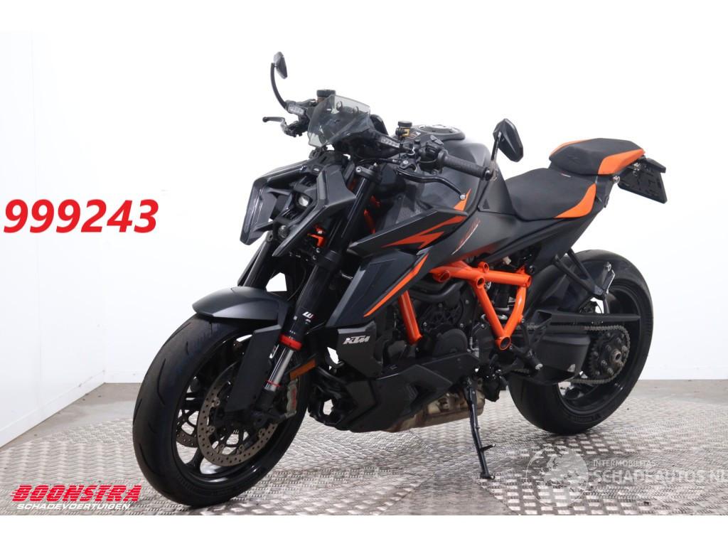KTM  1390 SuperDuke R Akrapovic LED Cruise