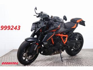 uszkodzony motocykle KTM  1390 SuperDuke R Akrapovic LED Cruise 2024/5