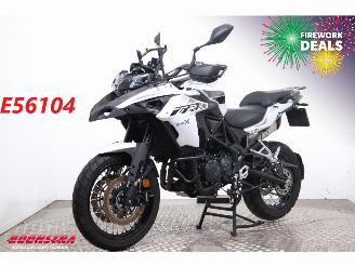 dommages motocyclettes  Benelli  TRK 502 X 35 KW ABS 2.500 km! 2025/4