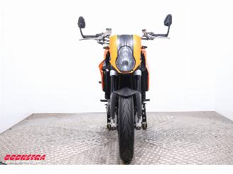 KTM  990 SuperDuke picture 6